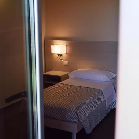 拉西埃斯特酒店 托里诺迪桑格罗