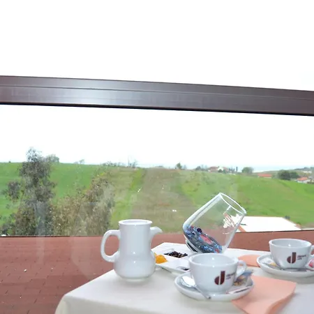 La Siesta تورينو دي سانغرو