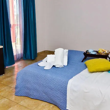Hotel La Siesta 2*